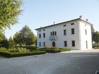 Villa con barchessa